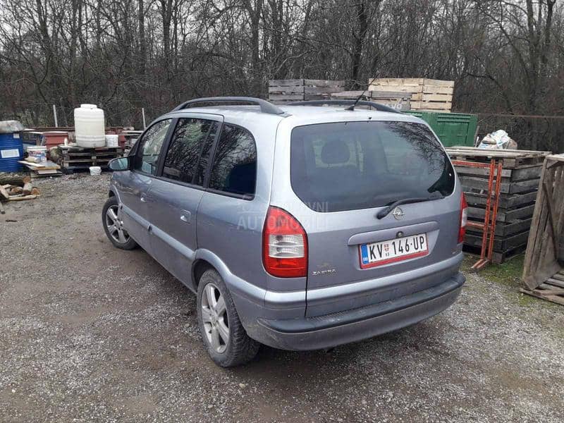 Opel Zafira 