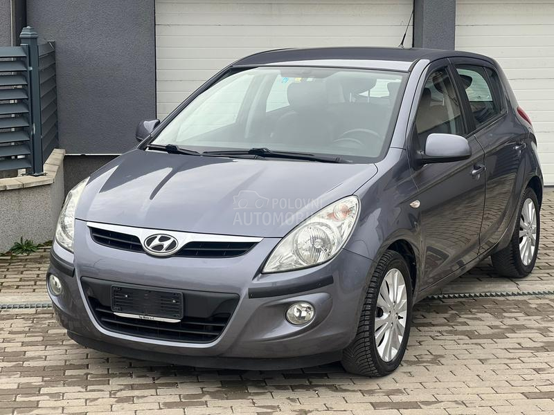 Hyundai i20 1.6D/ P E R FE KT AN