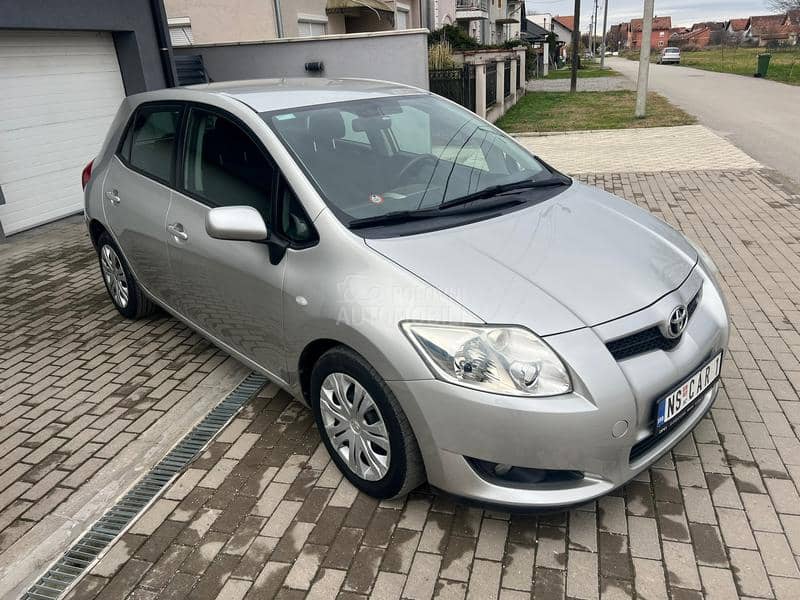 Toyota Auris 1.4D/O R G. K M/