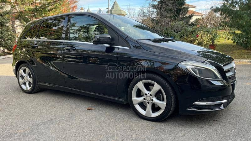 Mercedes Benz B 180 CDI PREMIUM