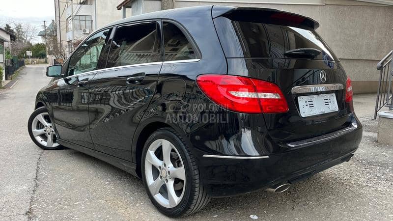 Mercedes Benz B 180 CDI PREMIUM