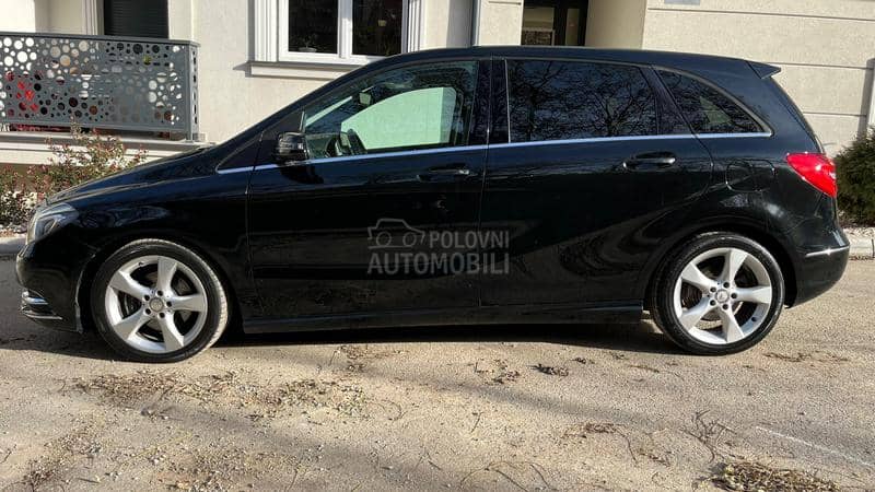 Mercedes Benz B 180 CDI PREMIUM