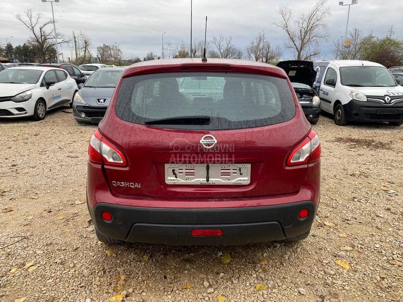 Nissan Qashqai 1.6