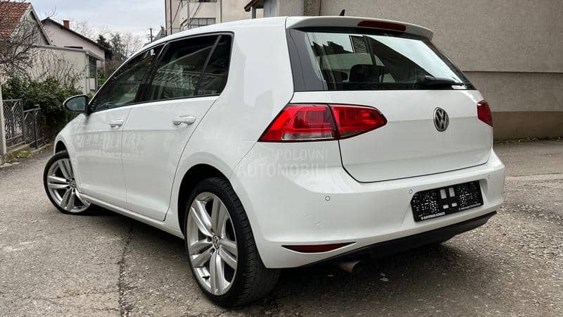 Volkswagen Golf 7 1.6 TDI  NA-VI