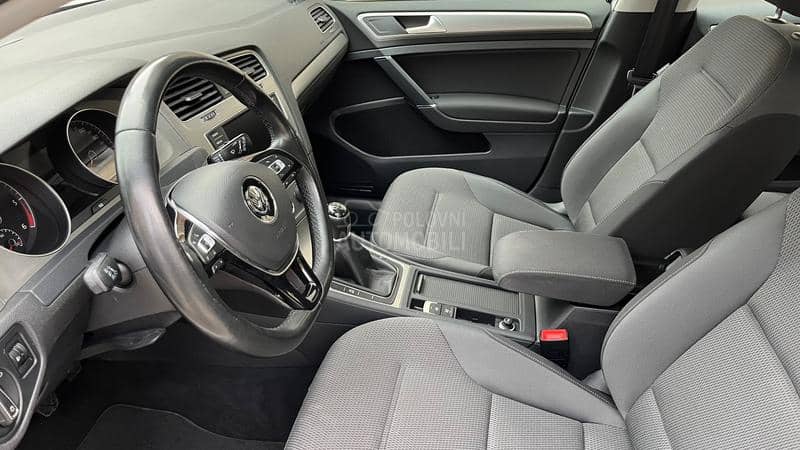 Volkswagen Golf 7 1.6 TDI  NA-VI