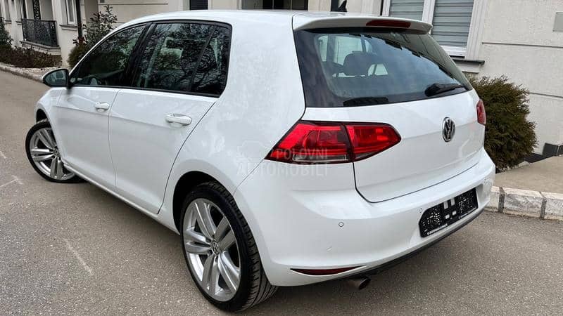 Volkswagen Golf 7 1.6 TDI  NA-VI