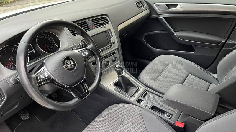 Volkswagen Golf 7 1.6 TDI  NA-VI