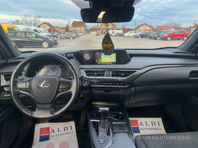 Lexus UX 250H 4x4