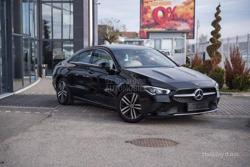 Mercedes Benz CLA 180 