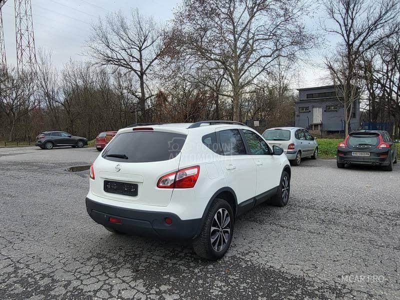 Nissan Qashqai 1.6 360kamera