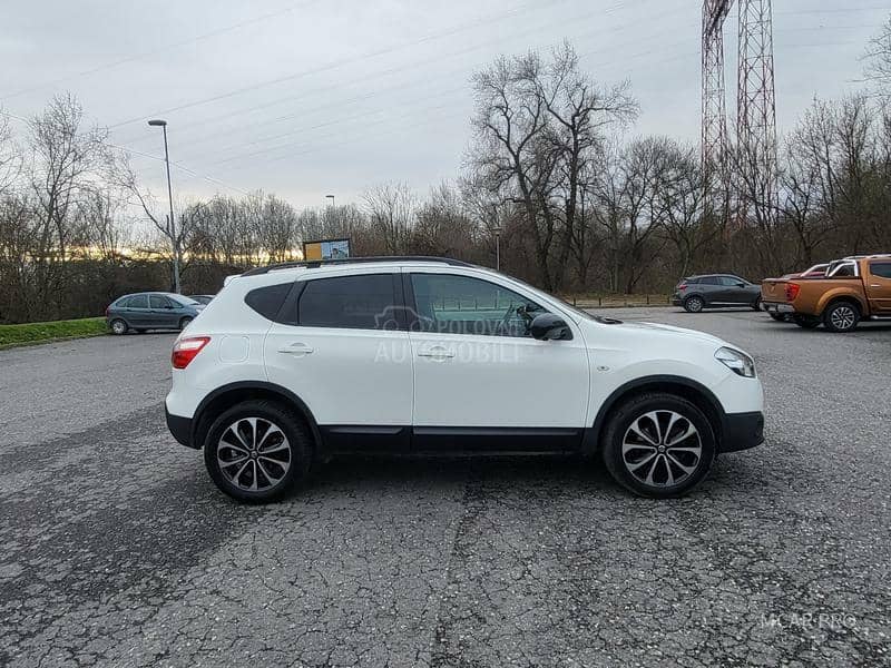 Nissan Qashqai 1.6 360kamera