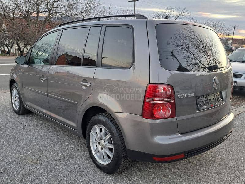 Volkswagen Touran 1.6 CH