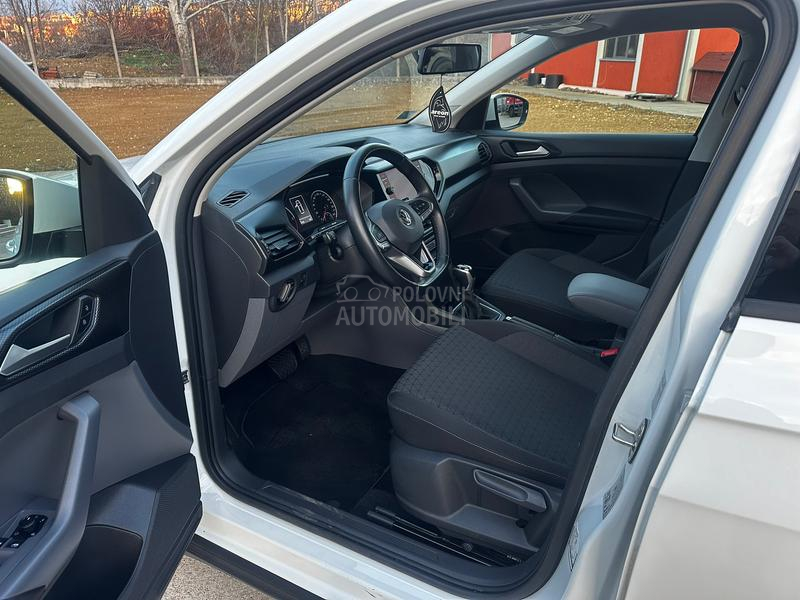 Volkswagen T-Cross 1.6 TDI AUT