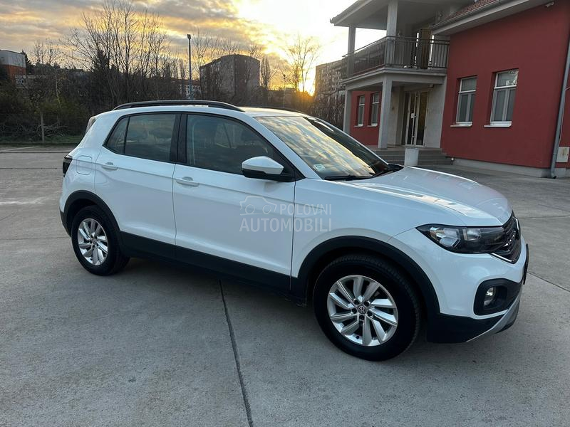 Volkswagen T-Cross 1.6 TDI AUT