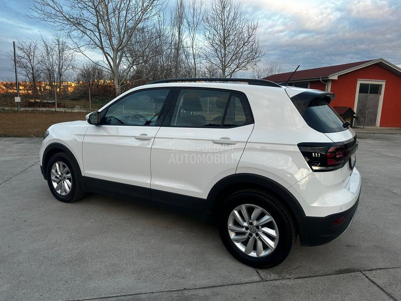 Volkswagen T-Cross 1.6 TDI AUT