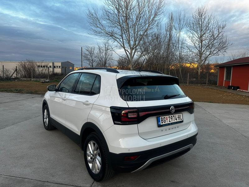 Volkswagen T-Cross 1.6 TDI AUT