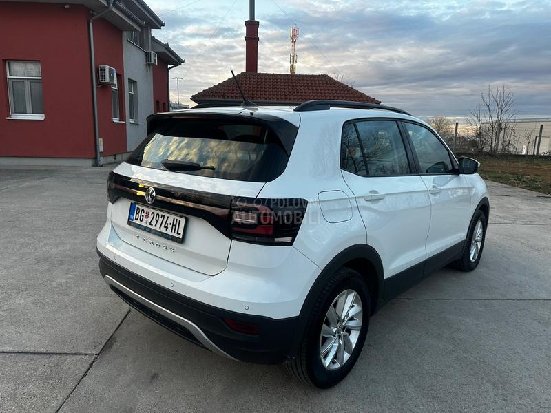 Volkswagen T-Cross 1.6 TDI AUT