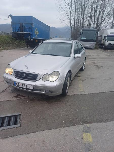 Mercedes Benz C 200 