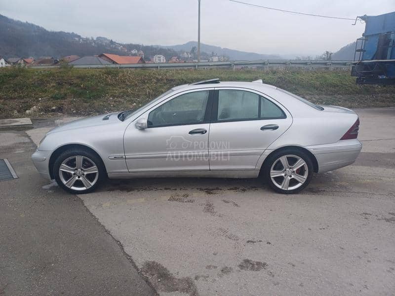 Mercedes Benz C 200 