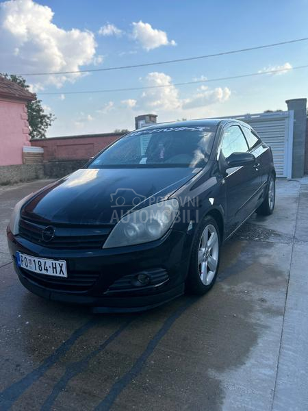 Opel Astra H GTC