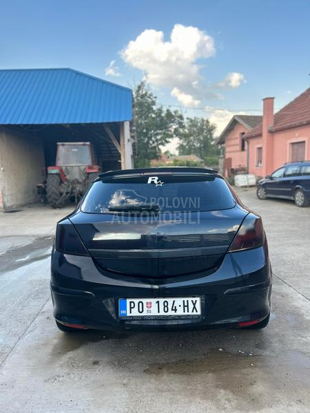 Opel Astra H GTC