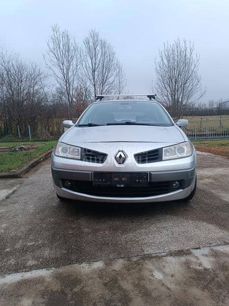Farovi restajling megane 2