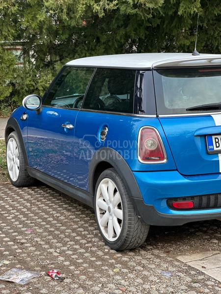 MINI Cooper S 1.6