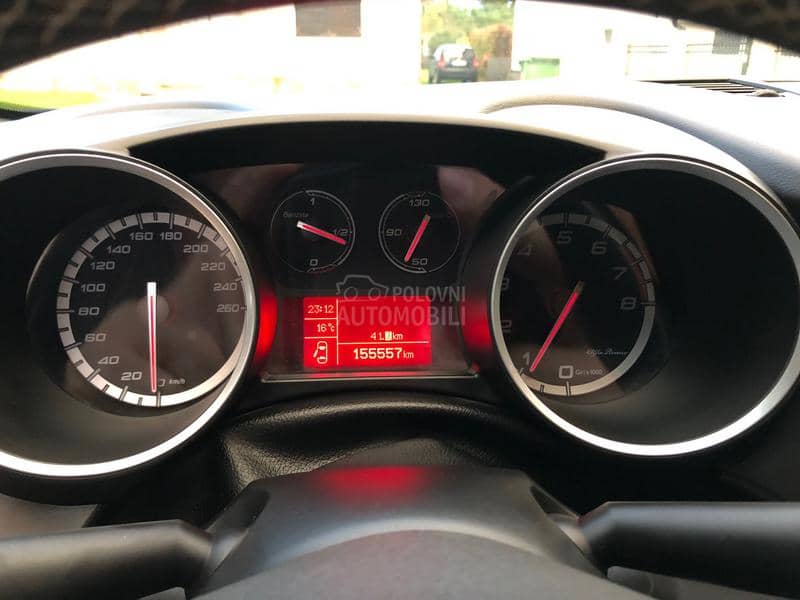 Alfa Romeo Giulietta 1.4 tb sportiva qv Alfa Romeo Giulietta 1.4 tb sportiva qv