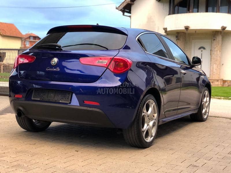 Alfa Romeo Giulietta 1.4 tb sportiva qv Alfa Romeo Giulietta 1.4 tb sportiva qv
