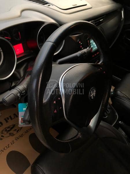 Alfa Romeo Giulietta 1.4 tb sportiva qv Alfa Romeo Giulietta 1.4 tb sportiva qv