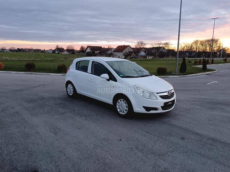 Opel Corsa D 1.2 16v Eco