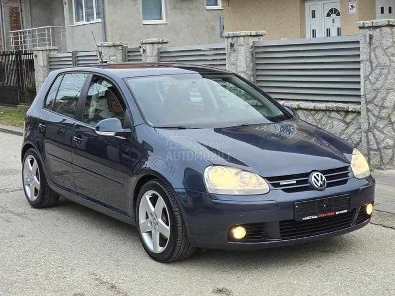 Volkswagen Golf 5 1.9 tdi BLUEMOTION