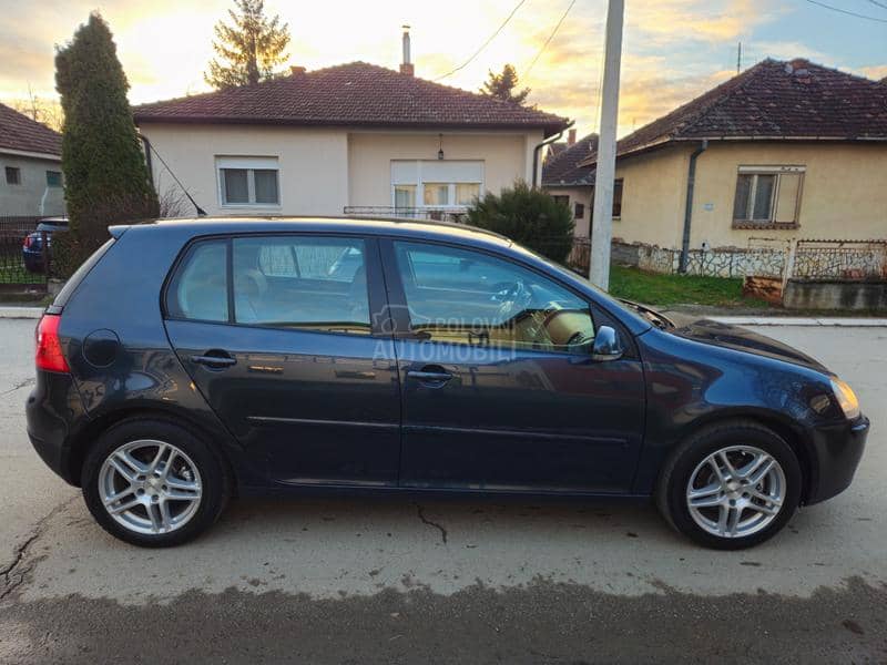 Volkswagen Golf 5 