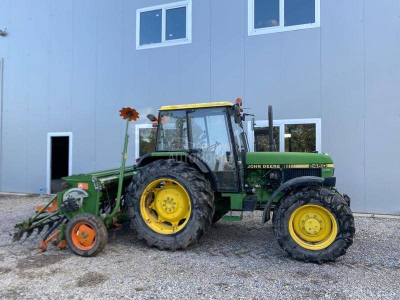 John Deere 2450