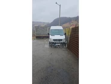 Mercedes Benz Sprinter 