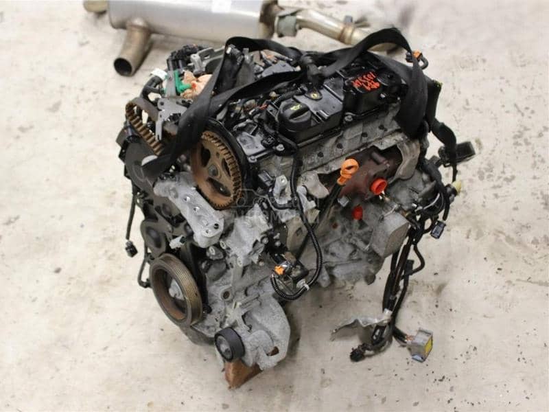 Kompletan motor