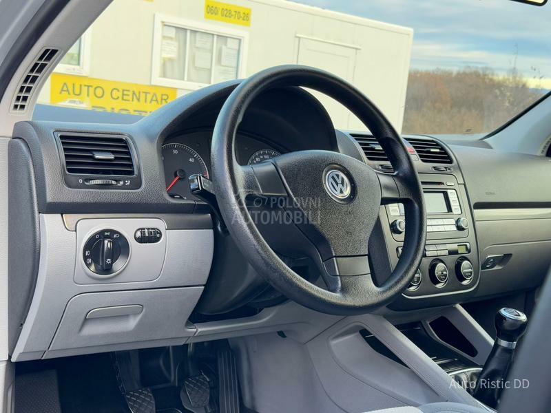 Volkswagen Golf 5 1.9 TDI  4X4  T O P