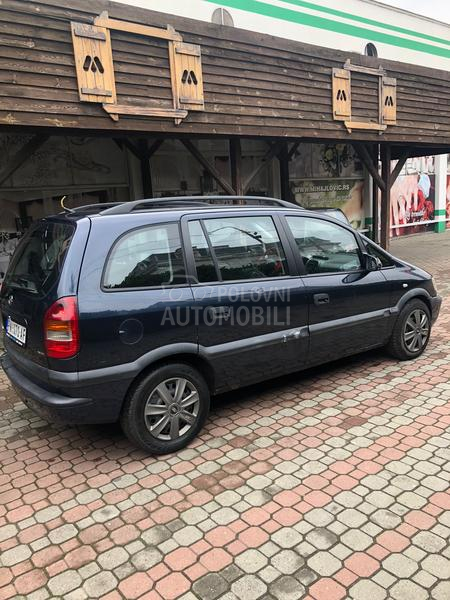 Opel Zafira 2.0