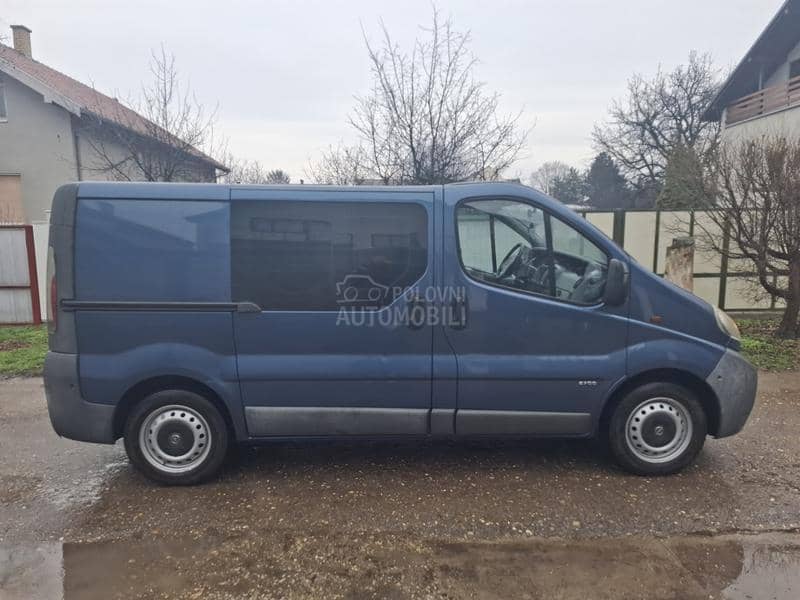 Opel Vivaro 1.9 DTI    2700