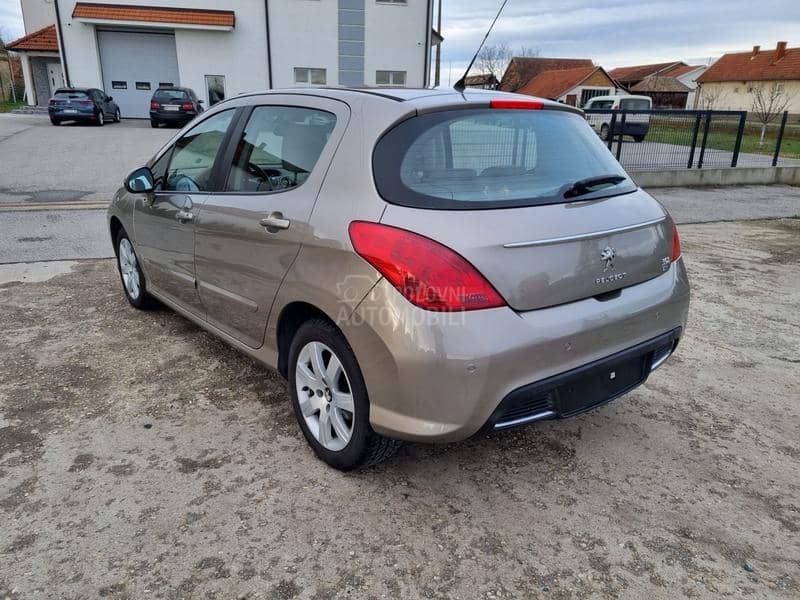 Peugeot 308 1.6 e-HDI