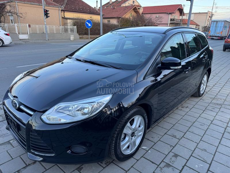 Ford Focus 1,0 BEN.ŠVAJ NOV