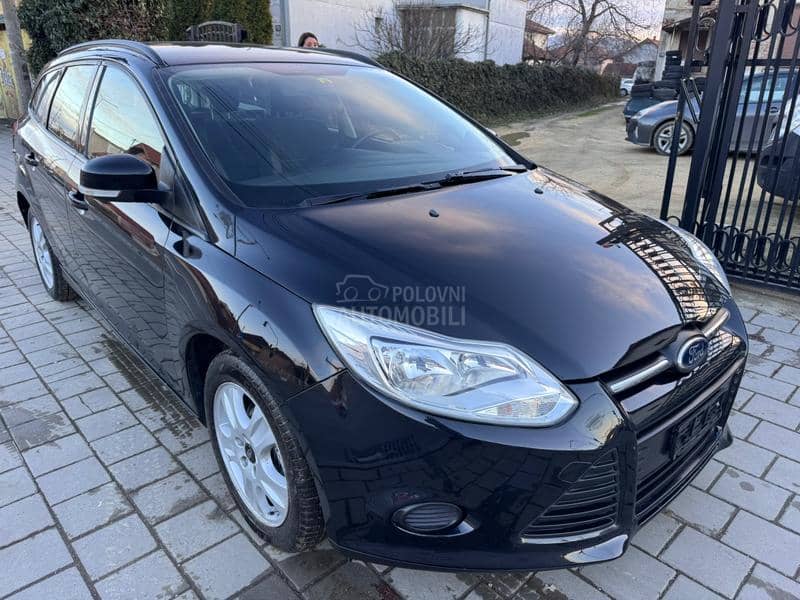 Ford Focus 1,0 BEN.ŠVAJ NOV