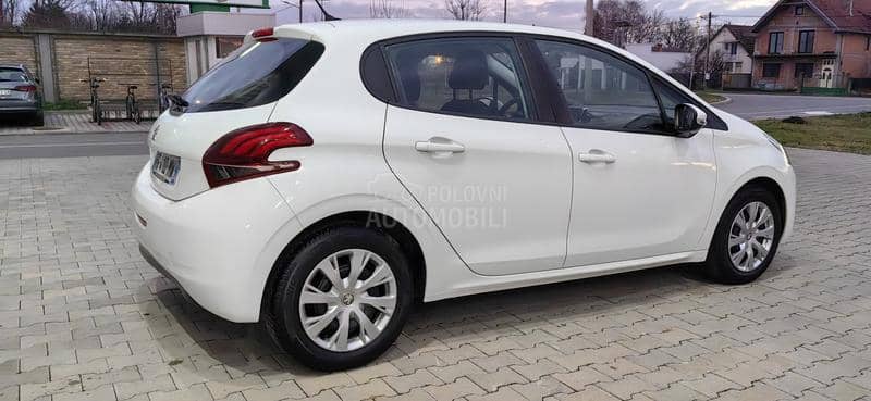 Peugeot 208 1.2 puretech active