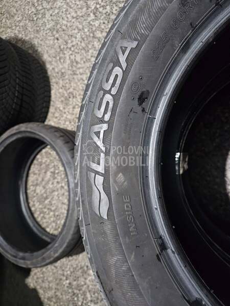 Lassa 225/60 R17 Letnja