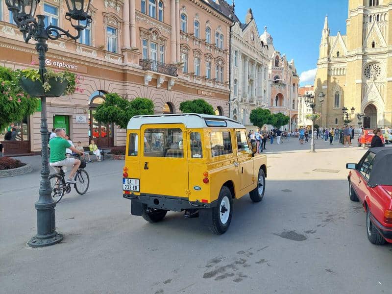 Land Rover Serija II 88