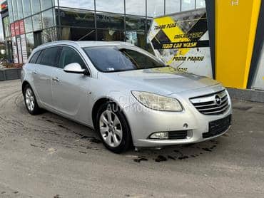 Opel Insignia 2.0cd 2012. god. -  kompletan auto u delovima
