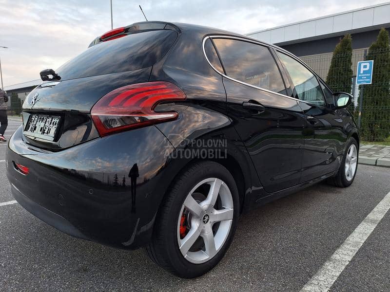 Peugeot 208 SPORT