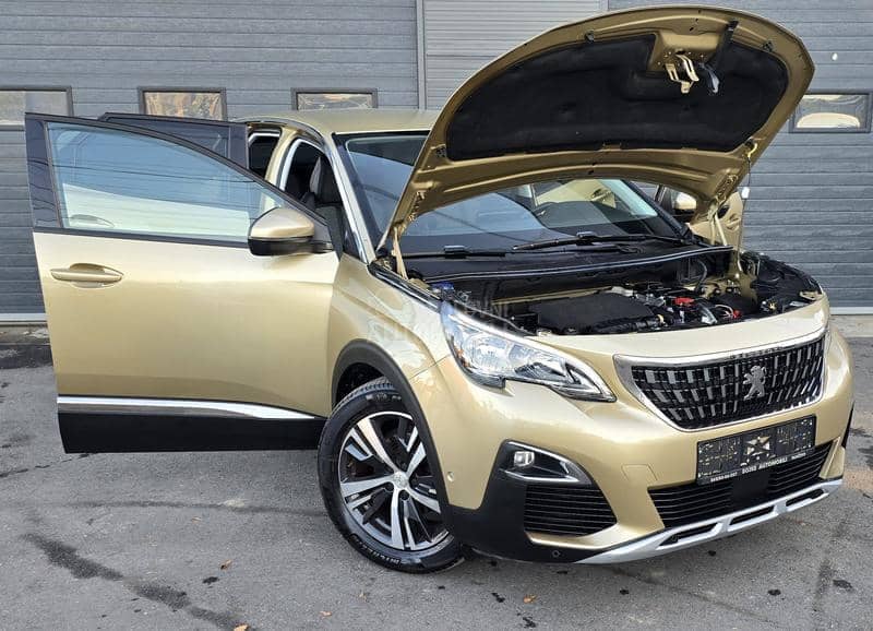 Peugeot 3008 1.2b ALLURE 46 H.K.M