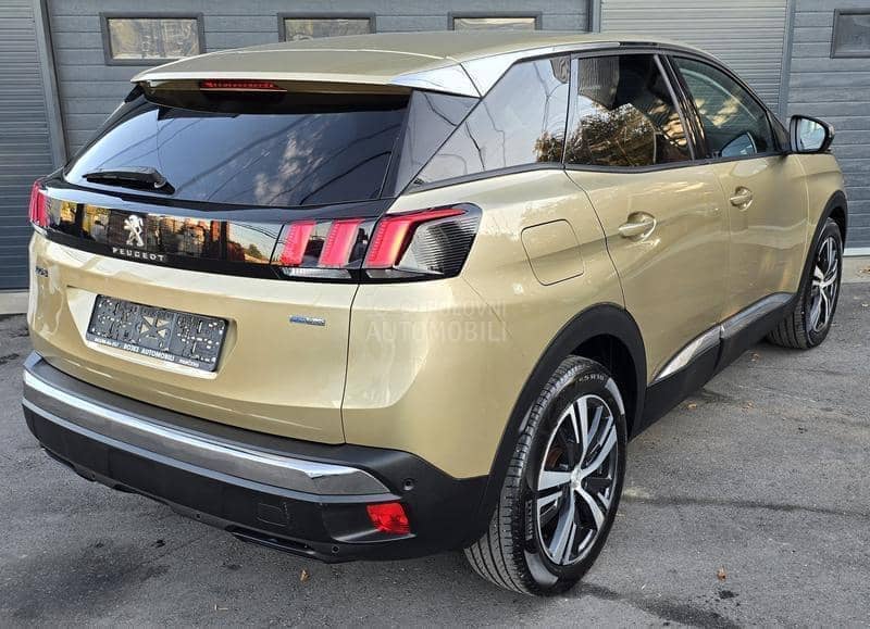 Peugeot 3008 1.2b ALLURE 46 H.K.M