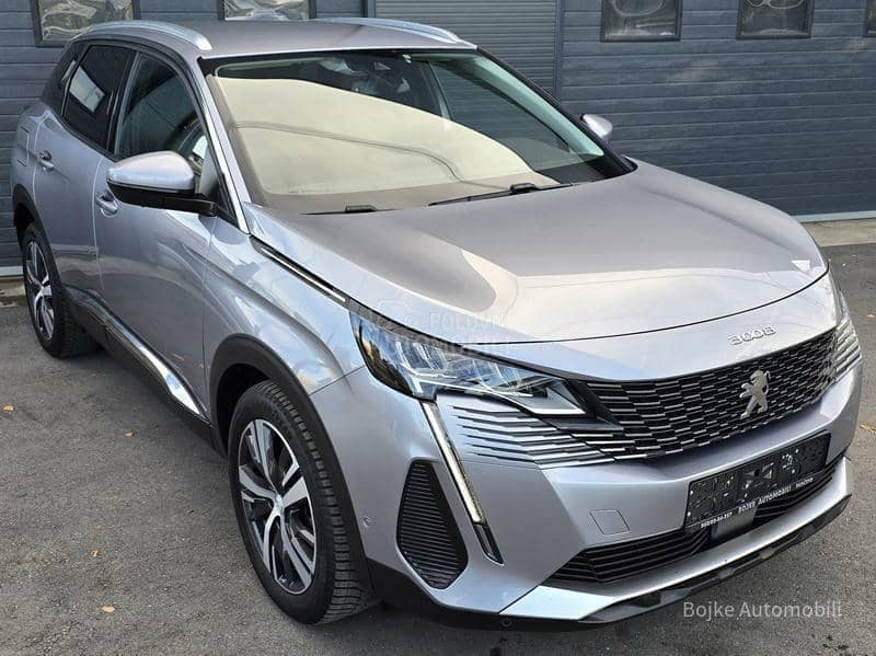 Peugeot 3008 1.2b ALLURE